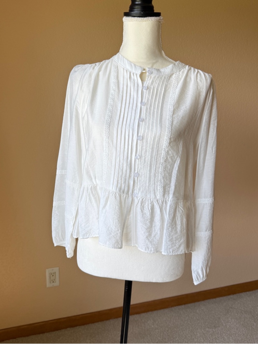 Women's White Button-Front Peplum Pintuck Blouse Size S Handmade